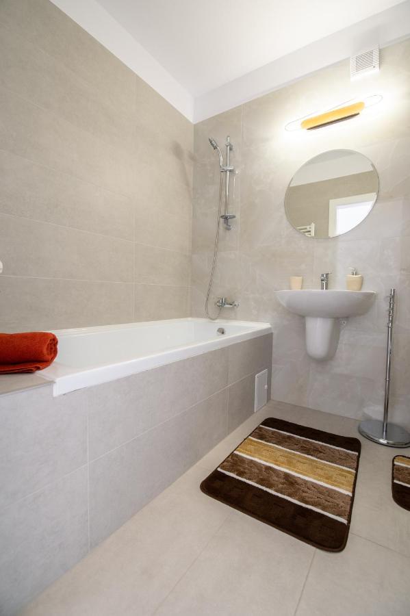 Claseb Apartment تيميشورا المظهر الخارجي الصورة